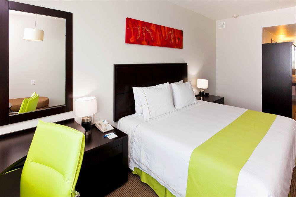 Holiday Inn Express Guadalajara Iteso By Ihg Zapopan Quarto foto